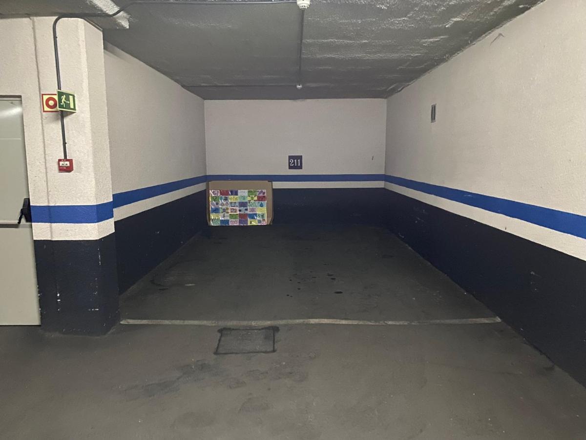 Apartamento En Madrid Rio Con Parking Gratuito Ngoại thất bức ảnh